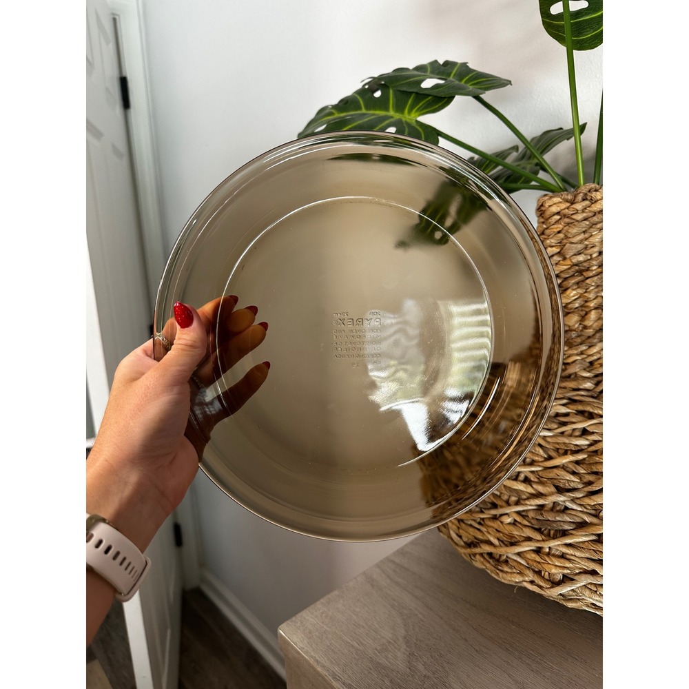 Pyrex 8 Inch Amber Glass Pie Plate Baking Dish Oven‎ Microwave Safe